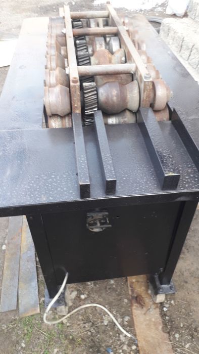 Продаю фалцепрокатный станок для воздуховодов для жестяных работ