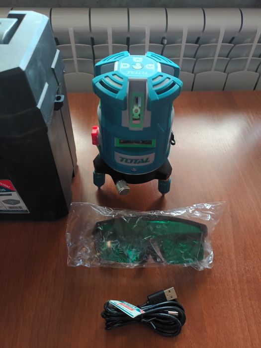 Лазерный уровень Total orig.