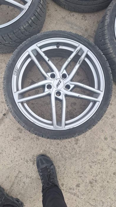 Джанти с гуми за VW