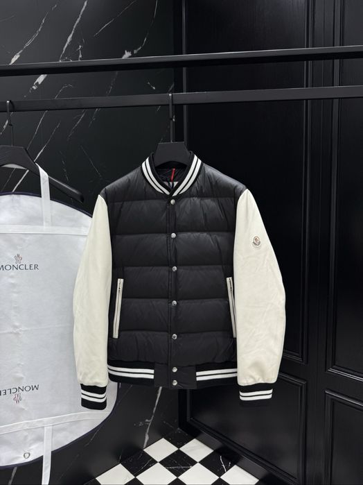 Geaca Moncler , calitate premium , pe comanda , noua , L