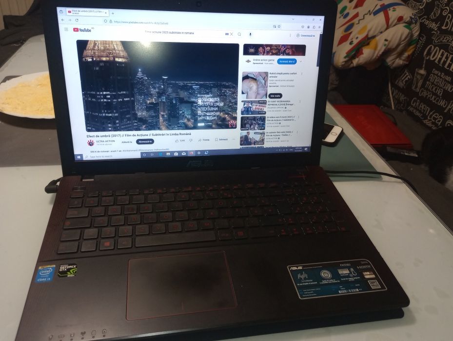 Asus FX550, Intel i5, 8 gb, Full HD, video dedicat 2gb NVIDIA GTX