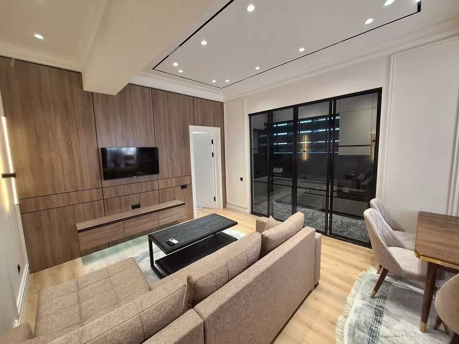 Продается Срочно квартира на ЦУМ! ор-р 110 школа! 2/2/4