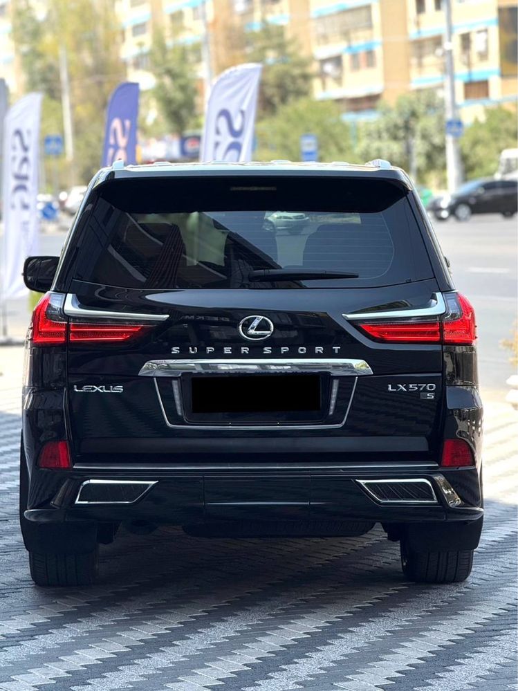 Lexsus LX 570 Super Sport