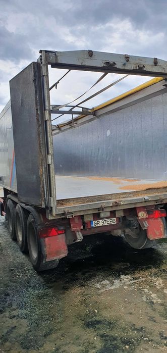 Semiremorca basculabila STAS