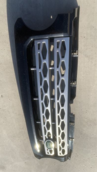 Решетка на предна броня за Land Rover Discover