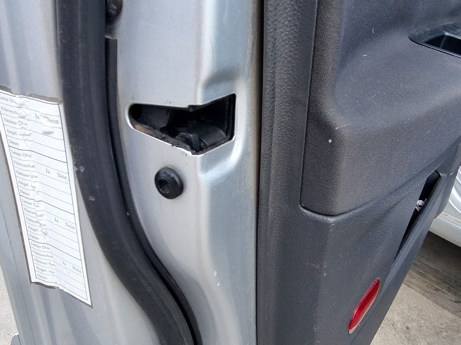 Broasca usa stanga fata Volkswagen Polo (9N) [Fabr 2001-2008] 1.2 Benz