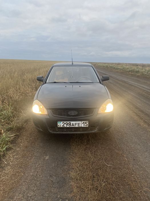 Приора хэтчбек 2010 г.