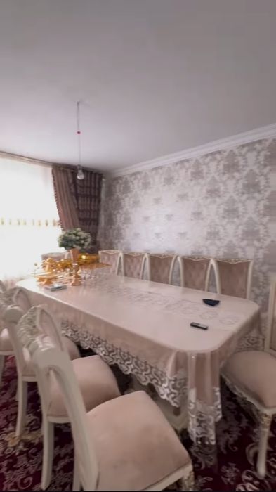 4 xonali Uy sotiladi