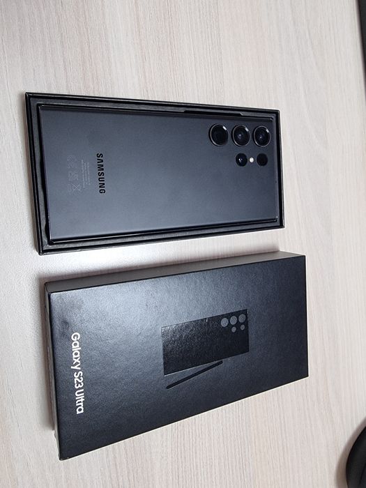 Samsung S23 Ultra 256Gb - Phantom Black - ca nou + Smartwatch optional