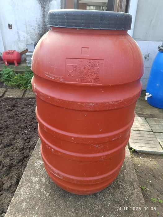 Бидон пластмасов 220L