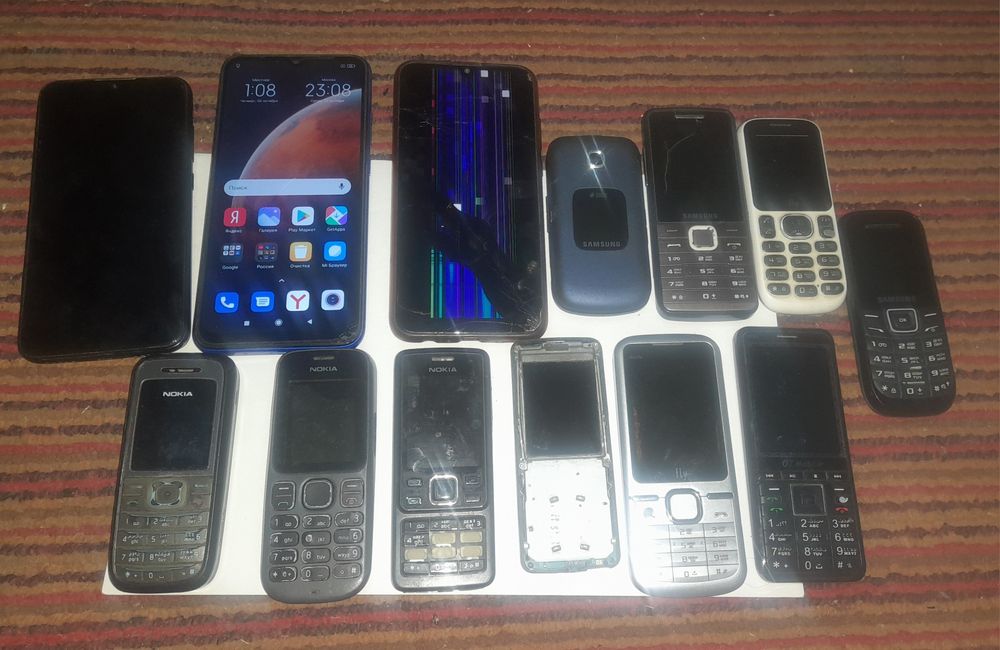 Телефоны на запчасти