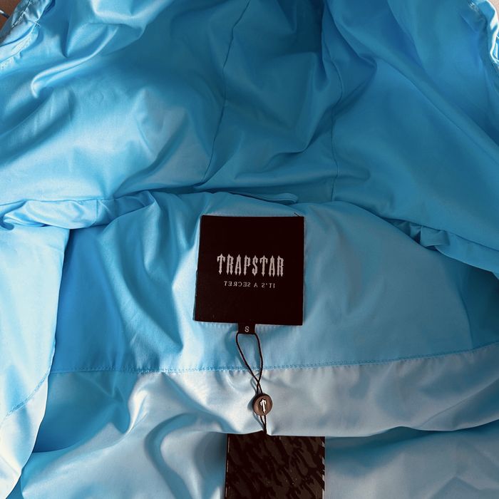 Stare super buna Trapstar Decoded Hooded Puffer 2.0