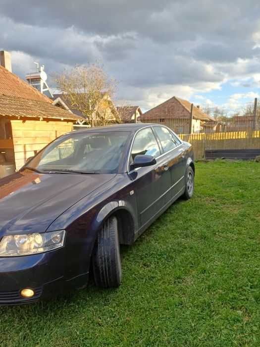 Audi A4 1.6 FSI, 102 cp, an 2002