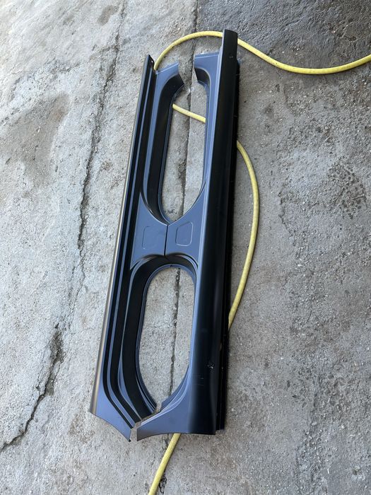 Praguri stânga dreapta skoda fabia 3.6 v.