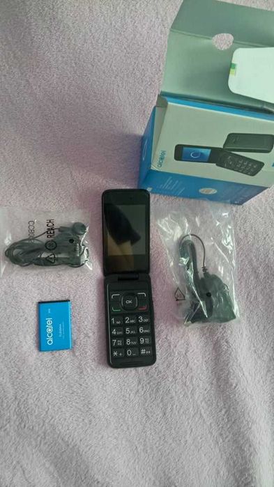 Продавам ALCATEL 3025x