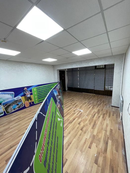 Аренда под Офис Ориентир Метро Новза 70м2 1300$ торг