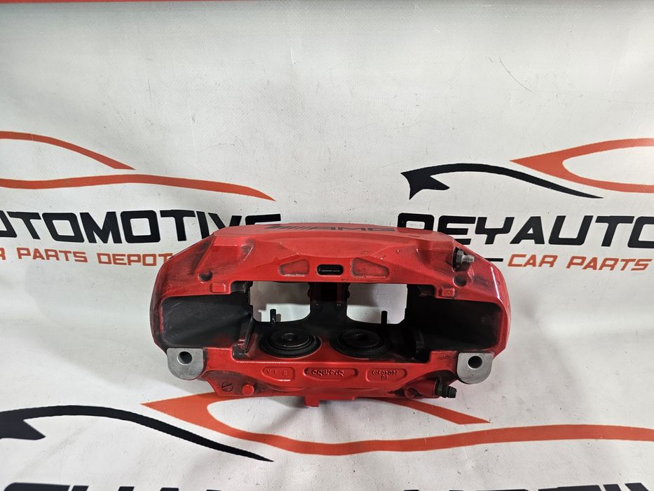 Etrier stanga fata Mercedes A Class W177 AMG / CLA AMG cod 20D40303