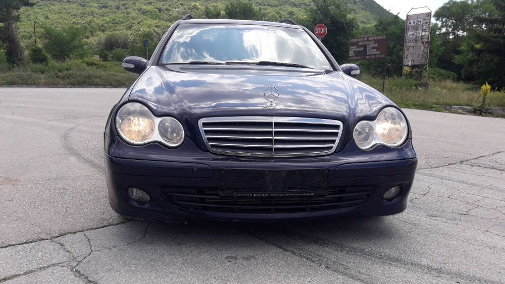 Mercedes C220 facelift 2005 г на части