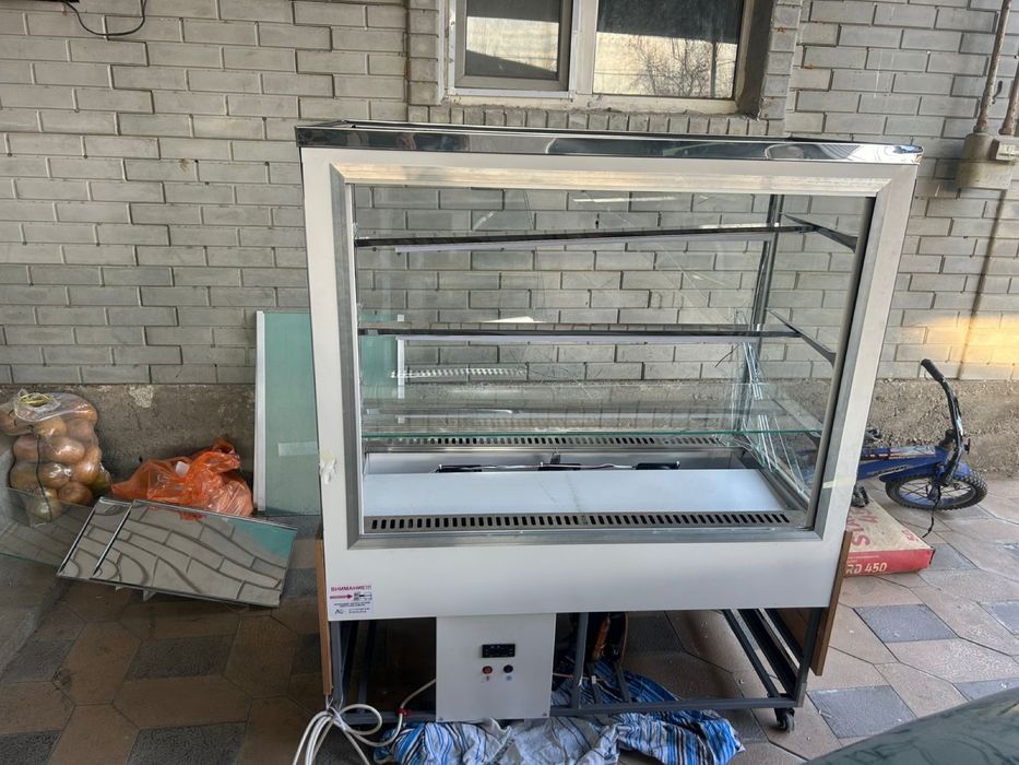 Холодильник для торты