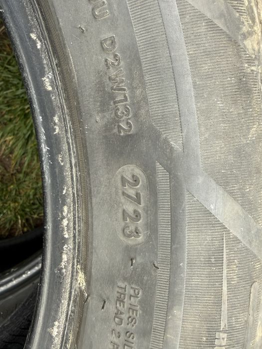 255 50/19 Gripmax Suregrip