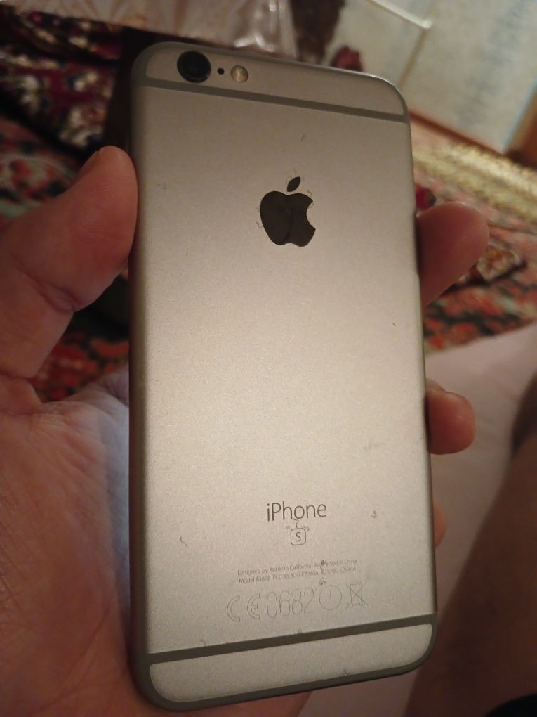 iPhone 6 s продам