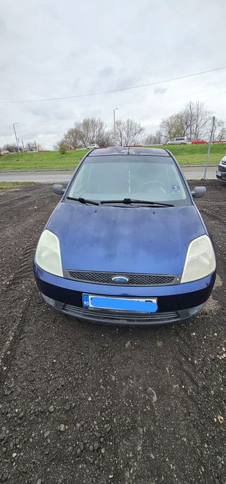 Vând Ford Fiesta 1.3 benzina