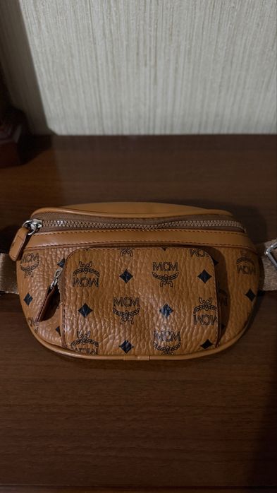 Сумка поясная MCM