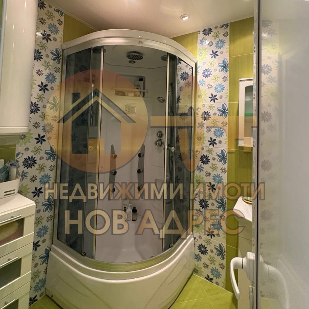 Просторен Тухлен Апартамент Център ! 105 кв.м. Обзаведен