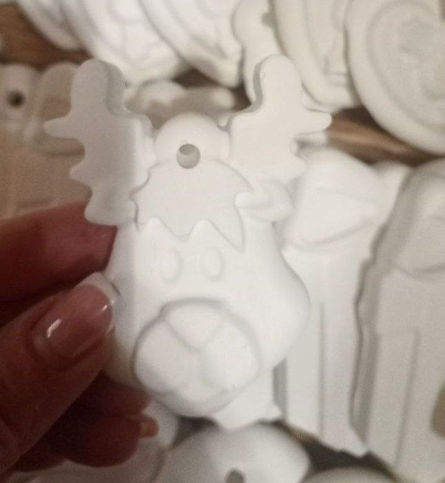 Гипсовые елочные фигурки для раскрашивания.
Ёлочная игрушка, ребенок м