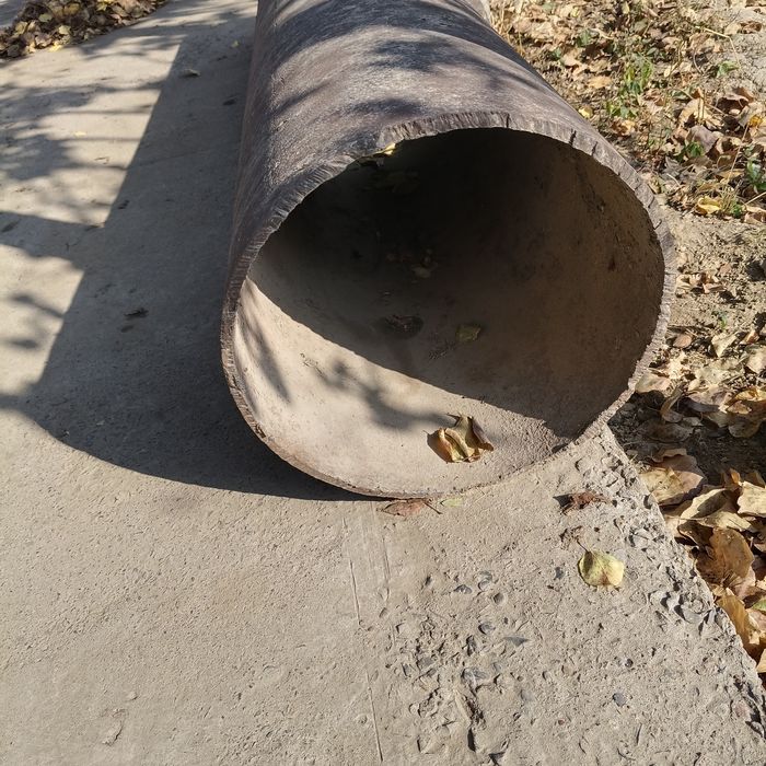 Продаю валенки  с галошами 45р ,новые