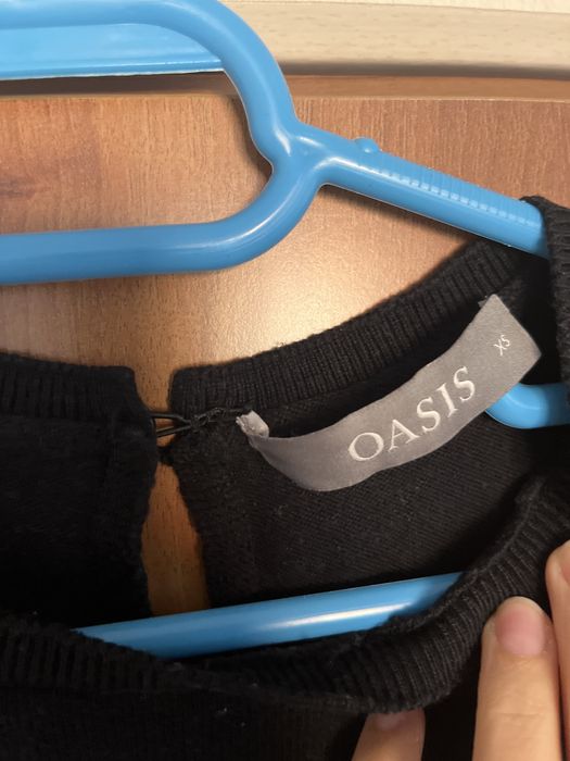 Pulover Oasis cu detaliu de dantela, marimea XS