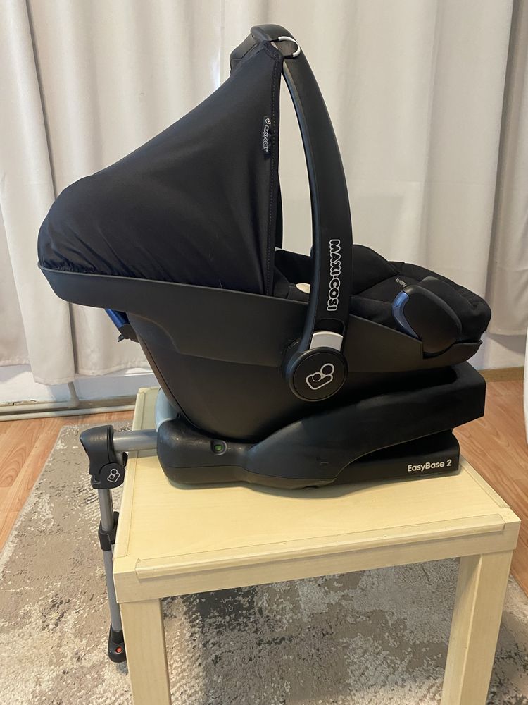 Столче за кола Maxi Cosi Pebble Plus с база Easy base 2