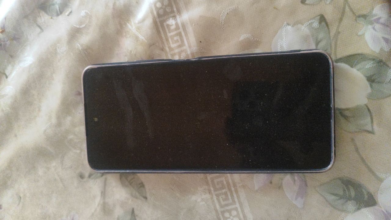 Redmi 13 c vs Tevno pova 2