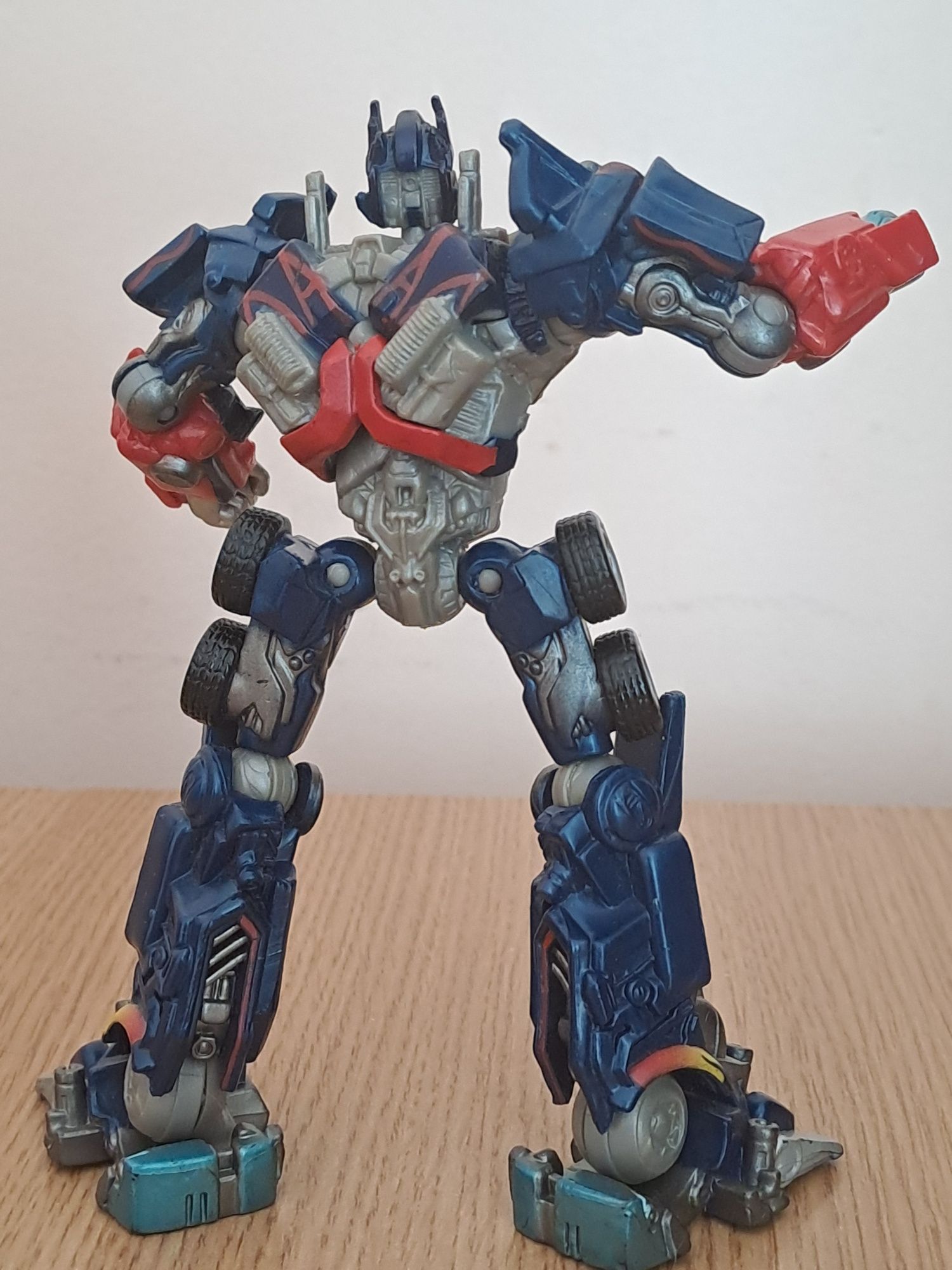 Figurine Transformers rare Robot Replicas