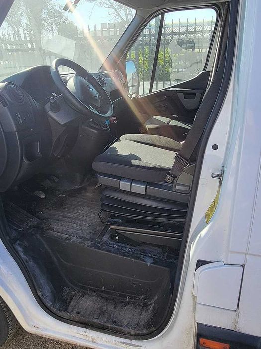 Vand Renault Master motor stricat