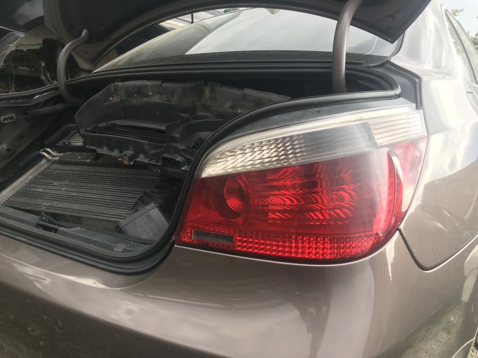 Triple bmw e60 . Bara spate . Armatura . Haion . Usi , aripi .