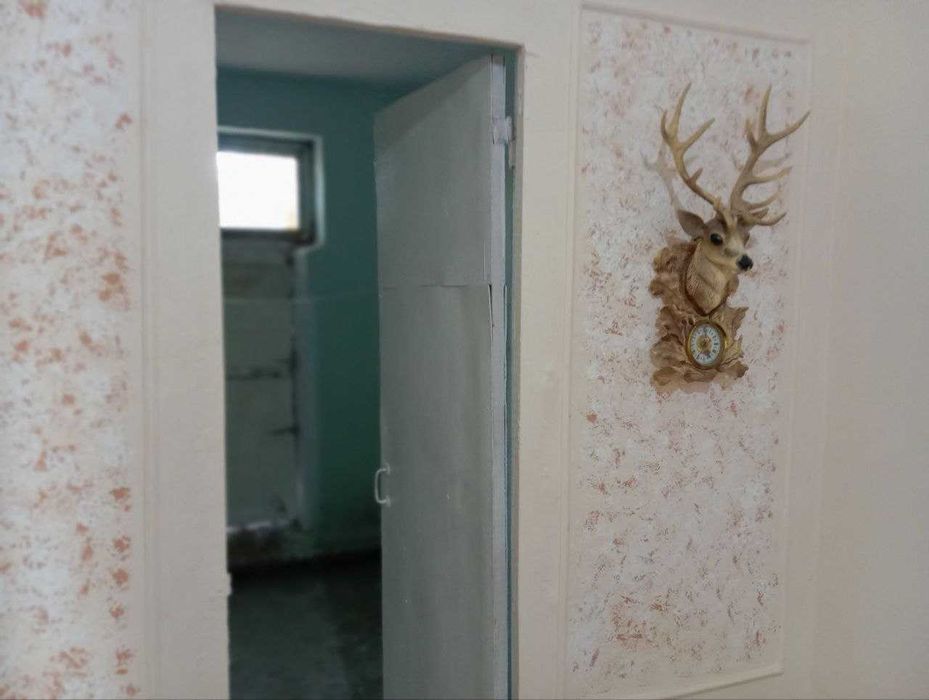 Уй сотилади. 1-этаж дом.