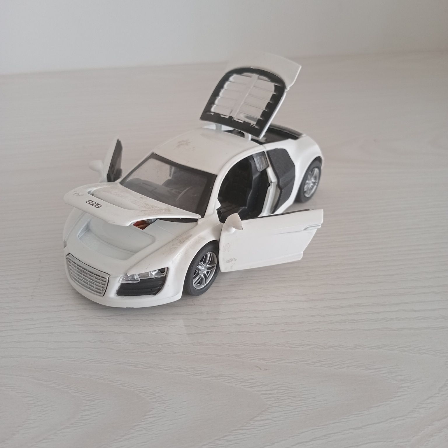 Avto mode Audi car