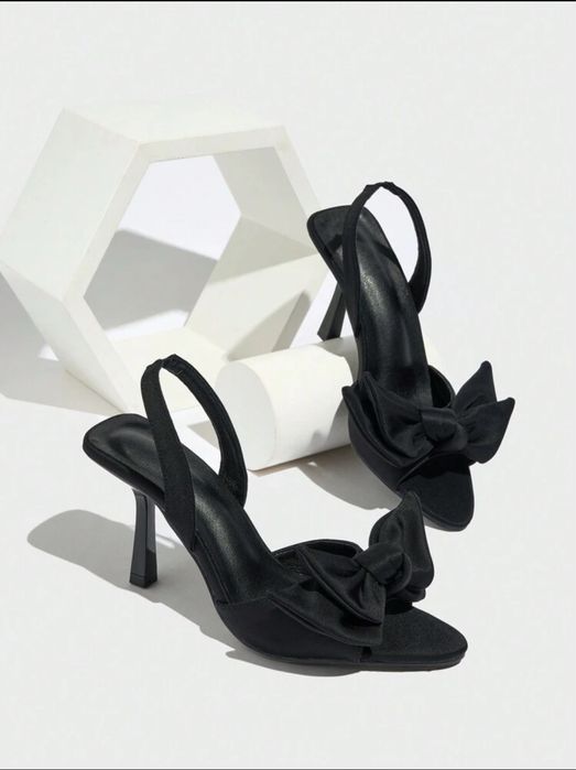 Vand sandale negre 36/37