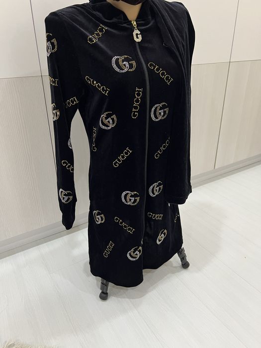 Продается платья