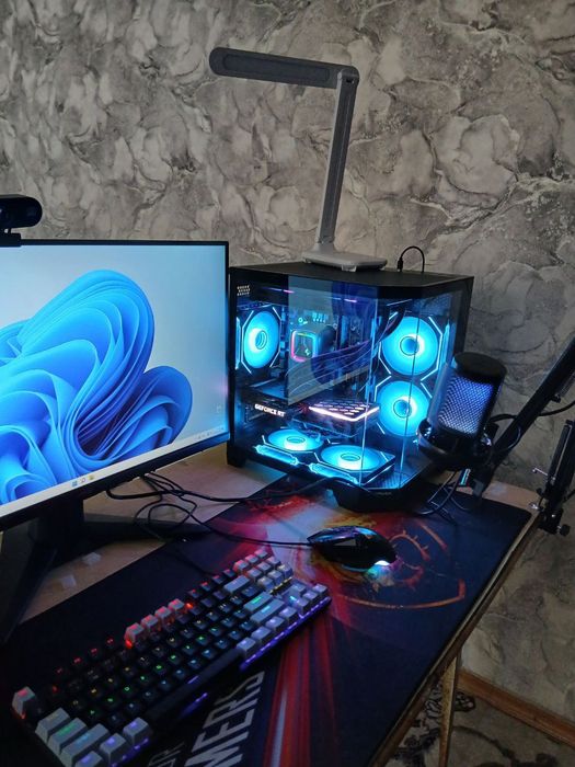 SROCHNO Igravoy Kompyuter Moshniy Strimer montajchilar uchun Sotiladi