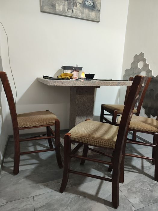 Vând scaune bucatarie