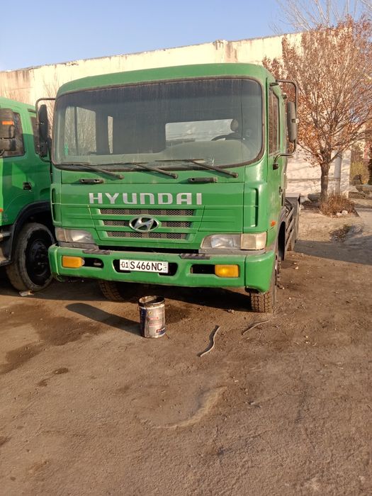 Hyundai 260  контенеравоз