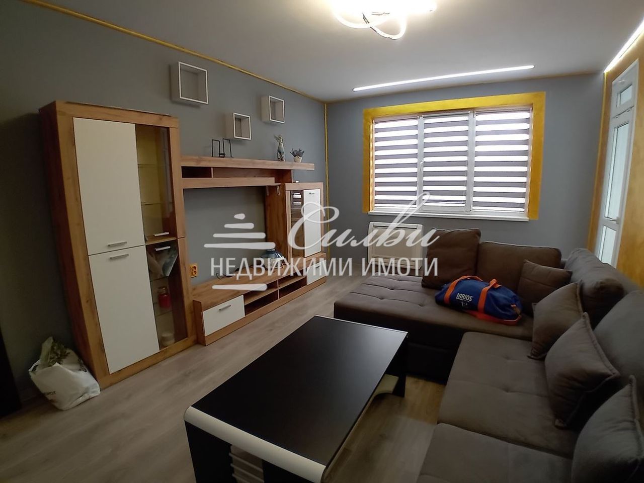Продава се Двустаен апартамент в Шумен, Еверест - 64 кв.м за 1315 €/кв.м - Снимка #3