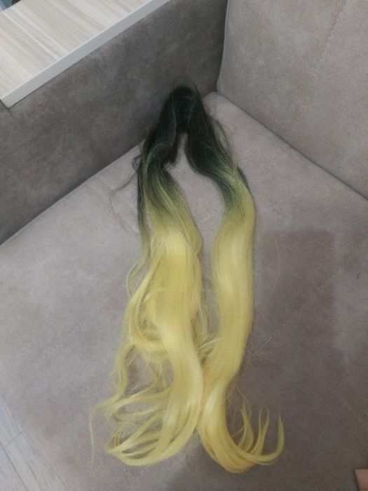 Волосы длинные разные