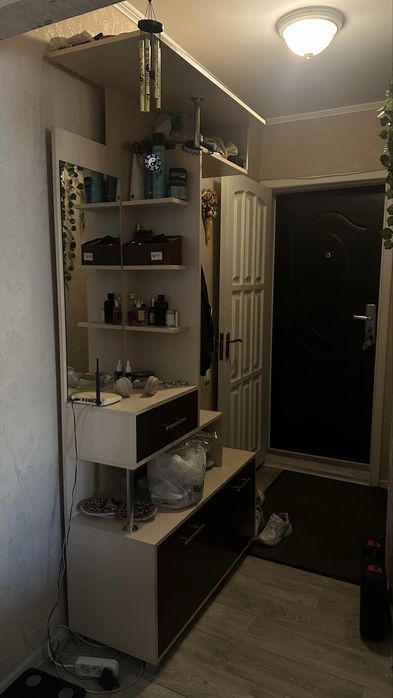 Продам небольшую прихожую