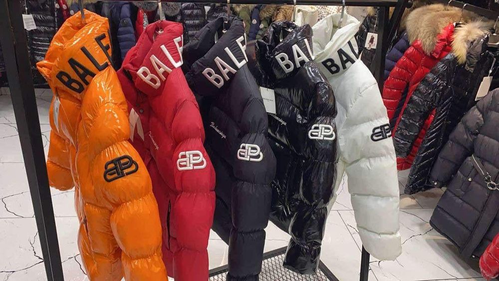 Geacă Balenciaga marimi S M L XL XXL aduc pe comandă