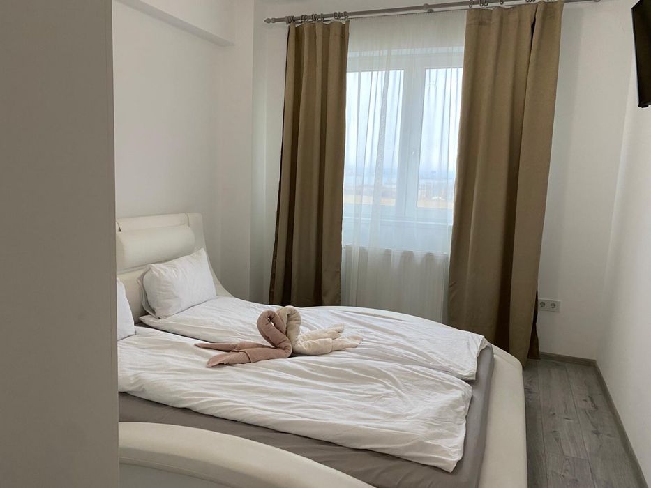 Inchiriez apartament regim hotelier zona Avangarden