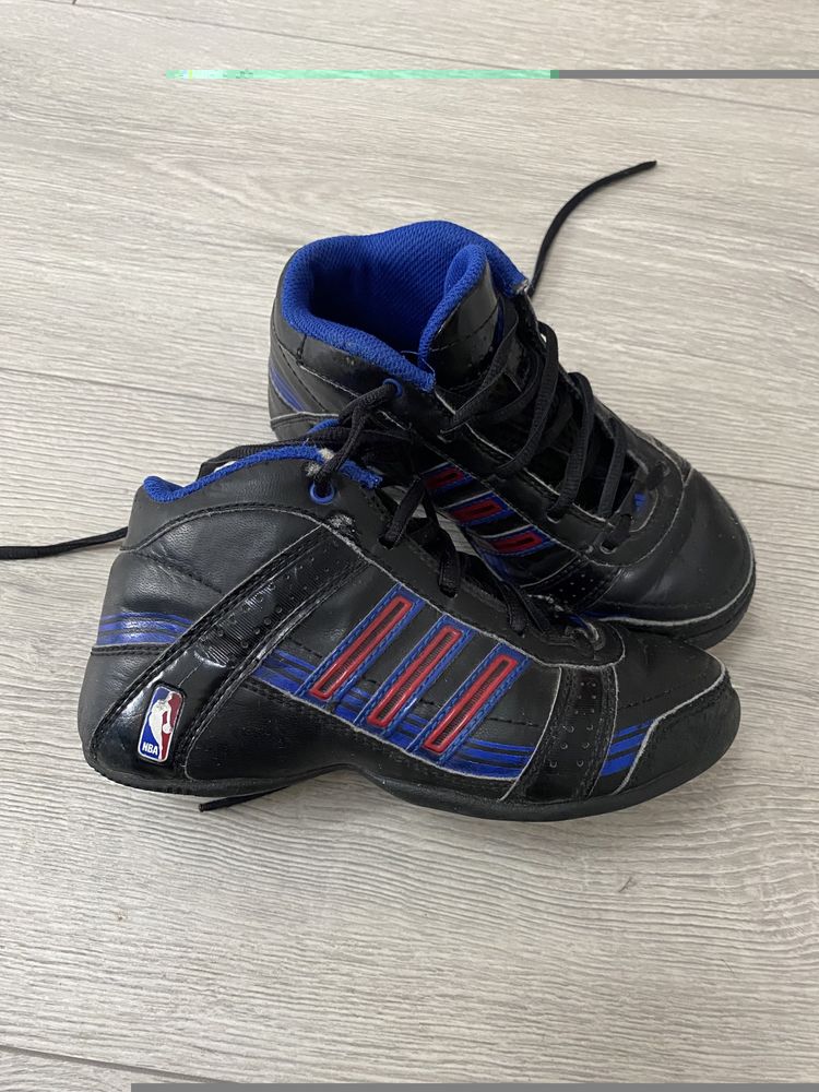 Adidasi adidas nba marime 29 interior 18 cm