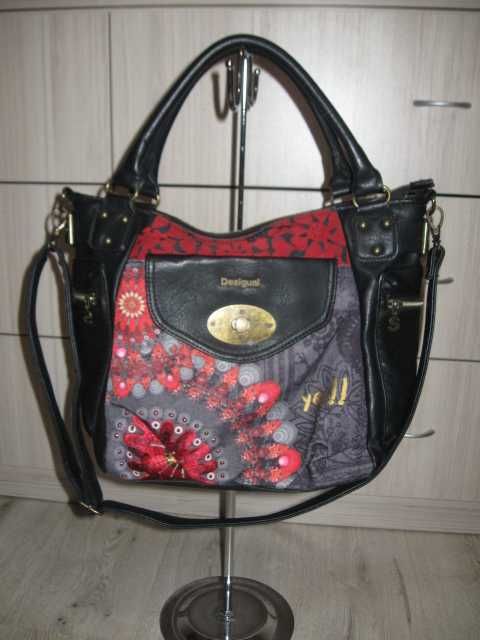 Desigual дамска чанта